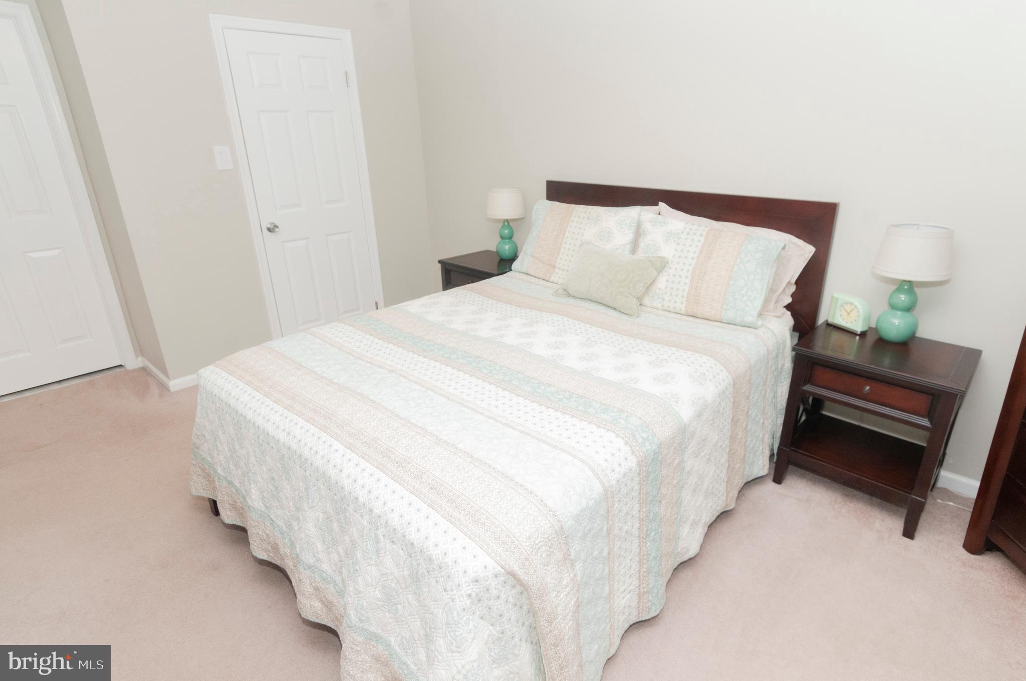 SUMMIT TRACE - Residential