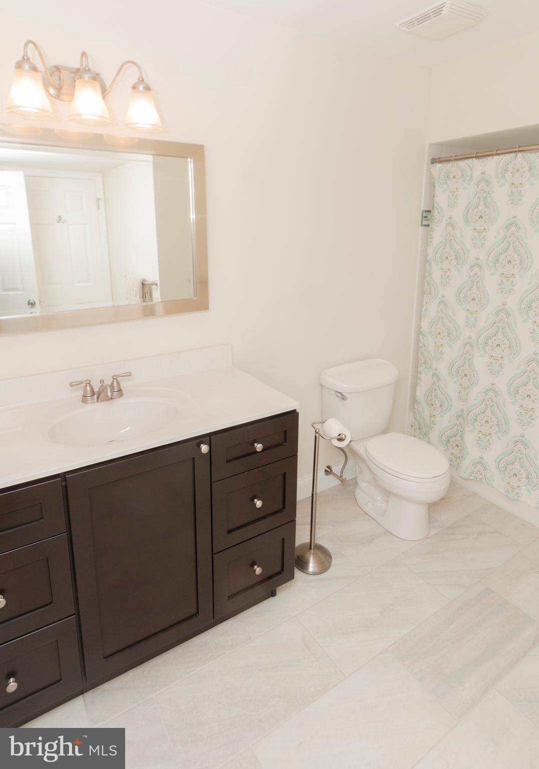 SUMMIT TRACE - Residential