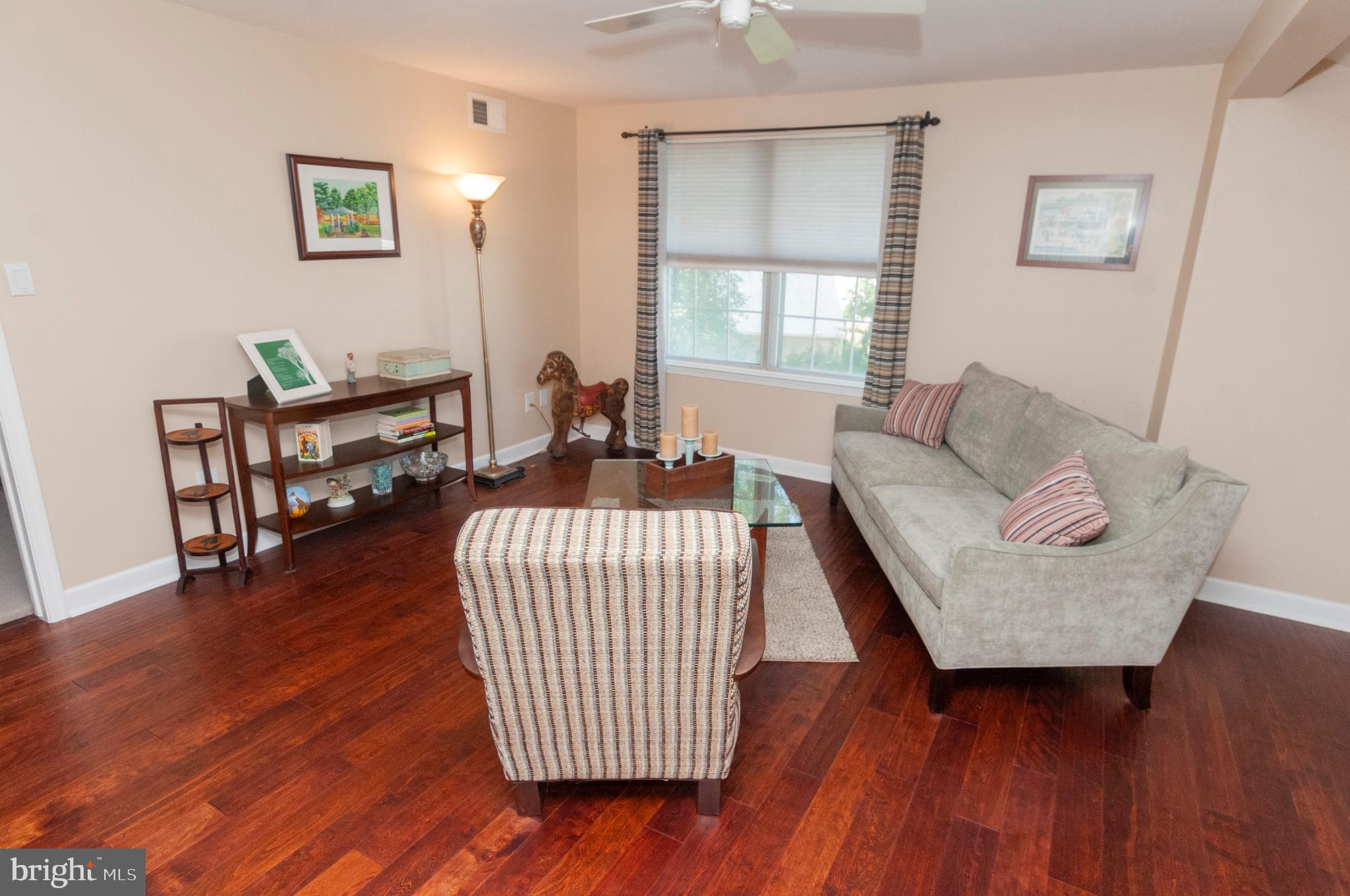 SUMMIT TRACE - Residential