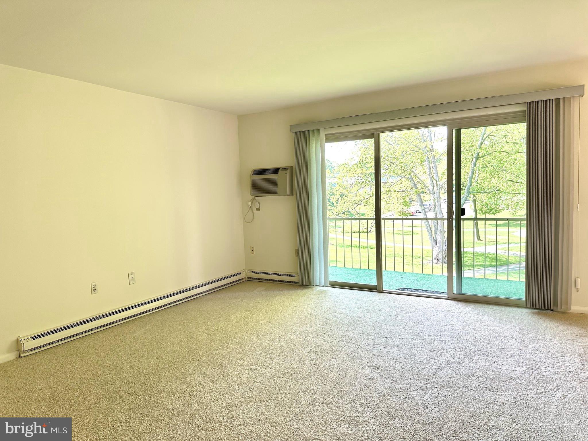 LEISURE WORLD - Residential