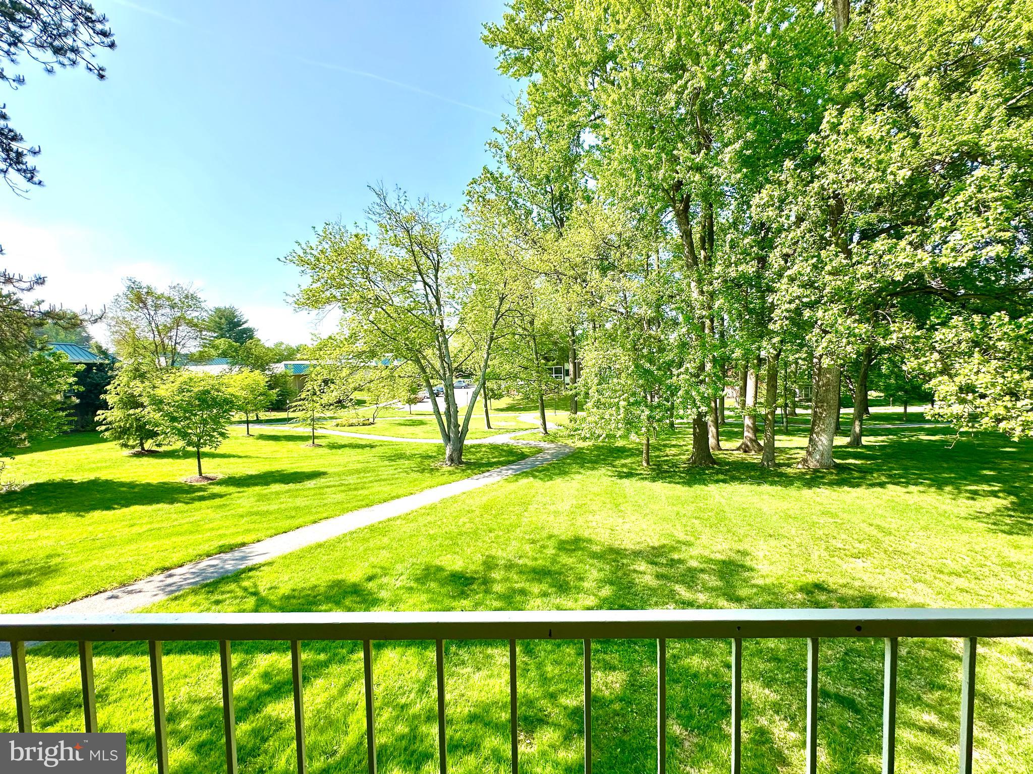 LEISURE WORLD - Residential