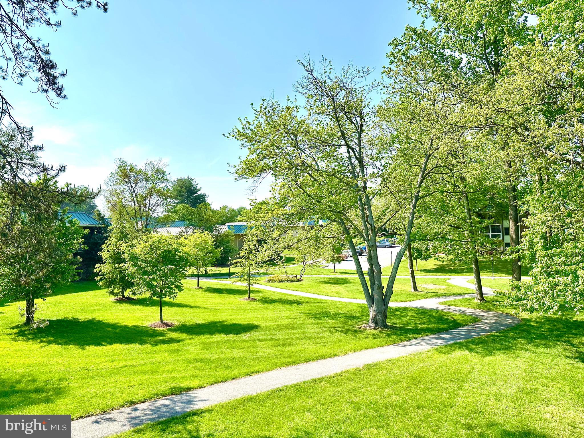 LEISURE WORLD - Residential