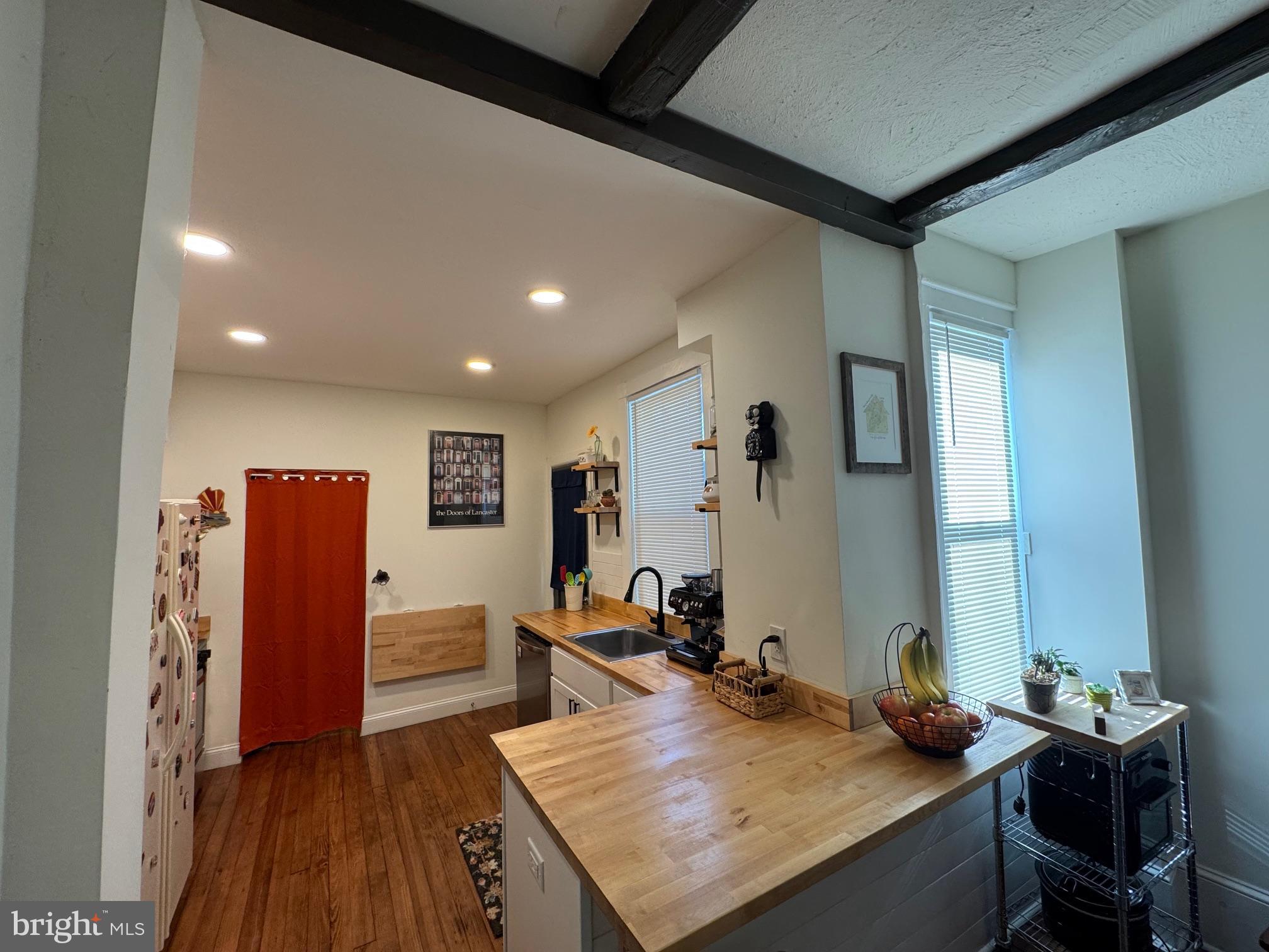 SOWE NEIGHBORHOOD / CABBAGE HILL - Residential