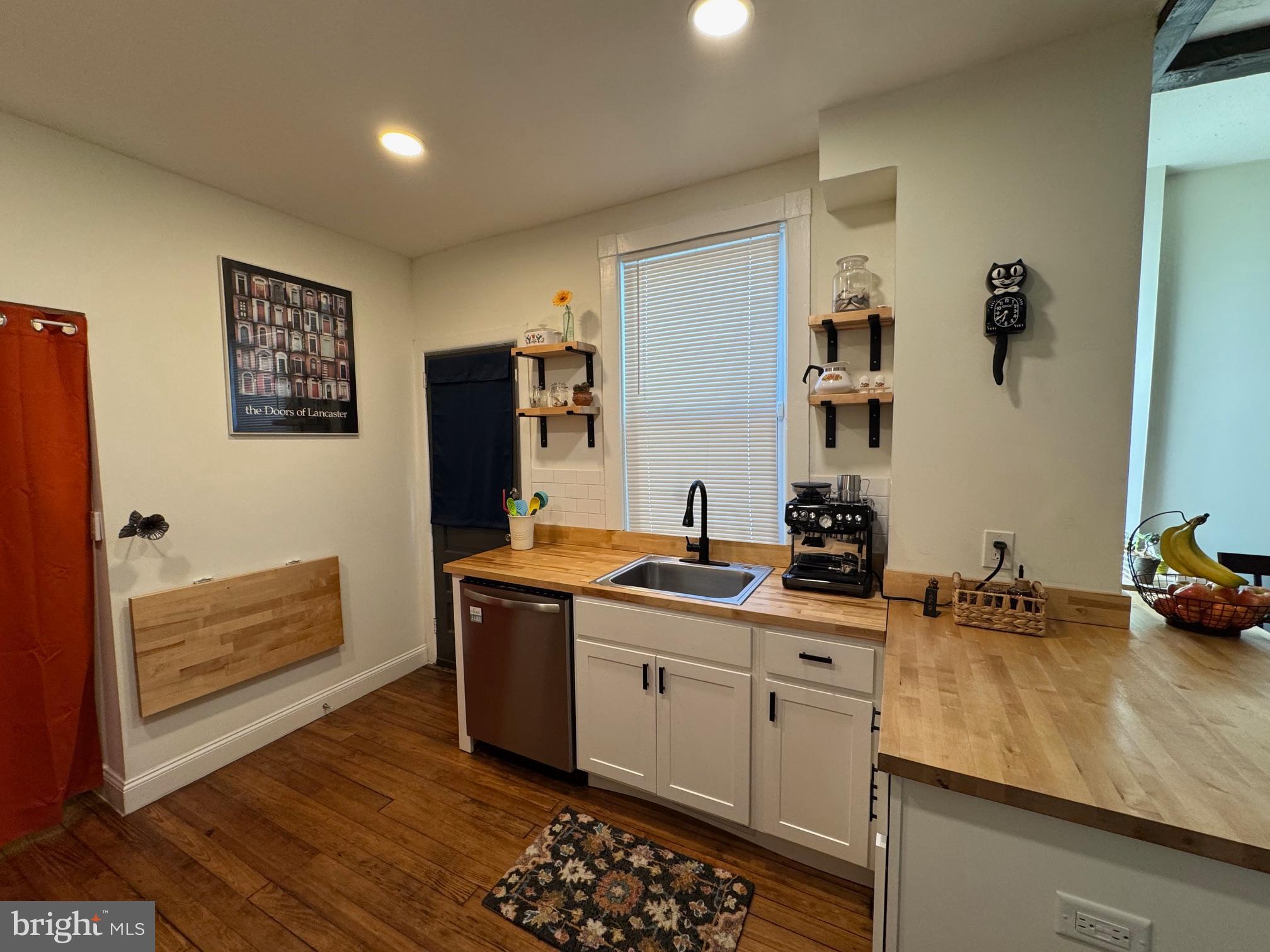 SOWE NEIGHBORHOOD / CABBAGE HILL - Residential