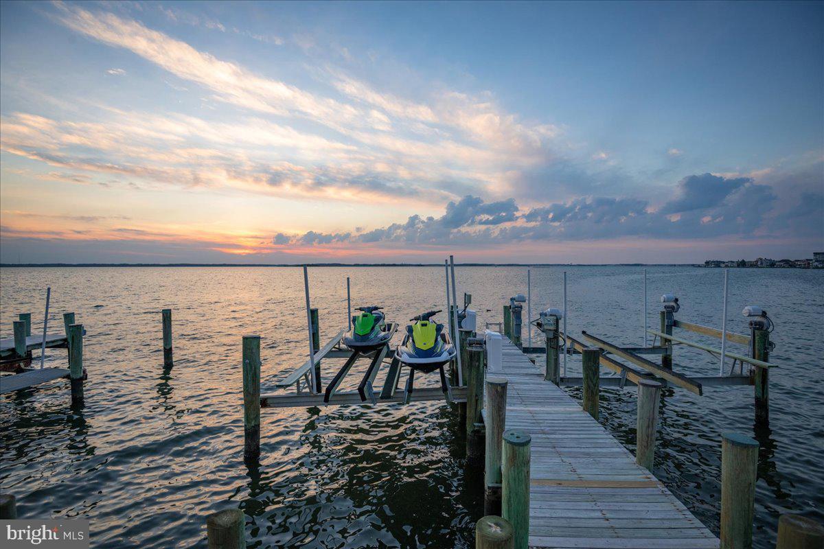 CAINE KEYS II EXT - Residential