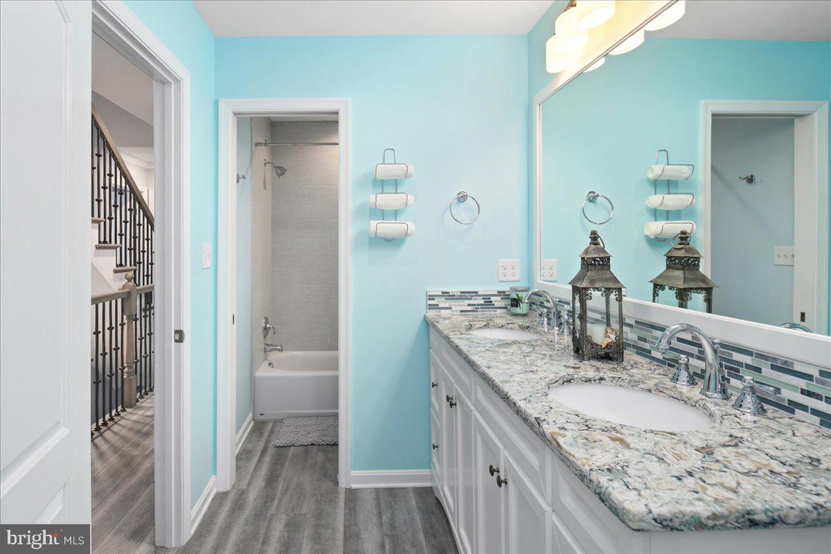 CAINE KEYS II EXT - Residential