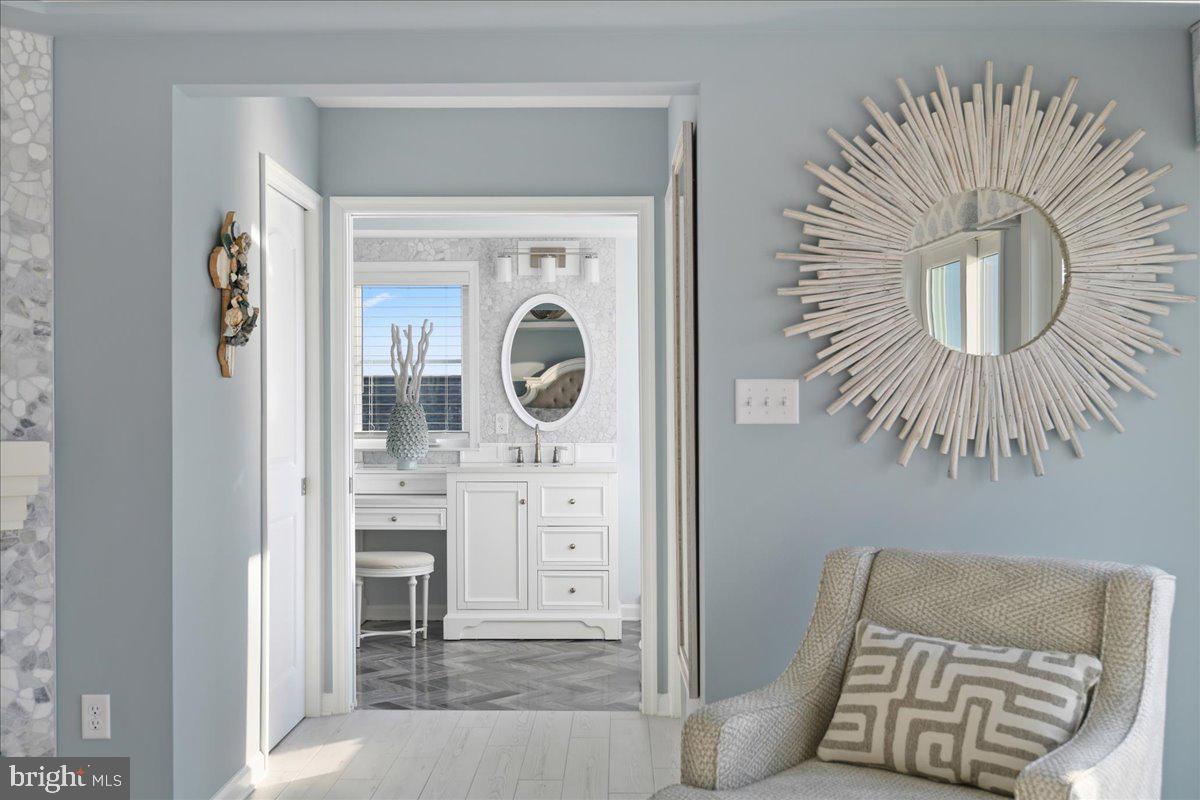 CAINE KEYS II EXT - Residential