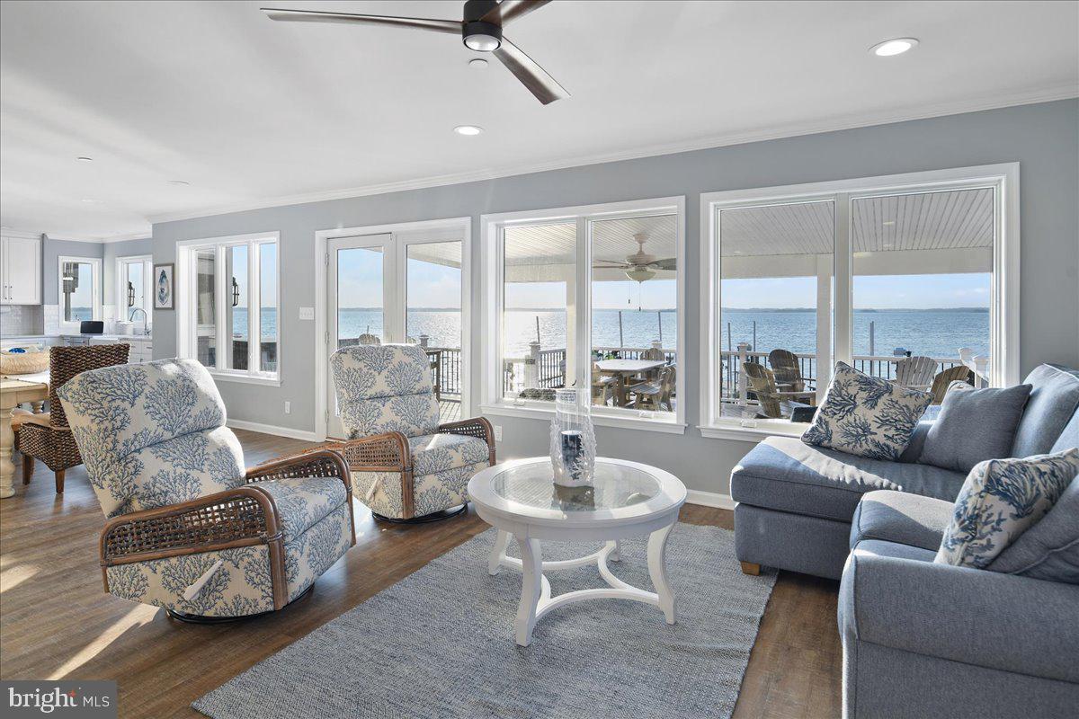 CAINE KEYS II EXT - Residential