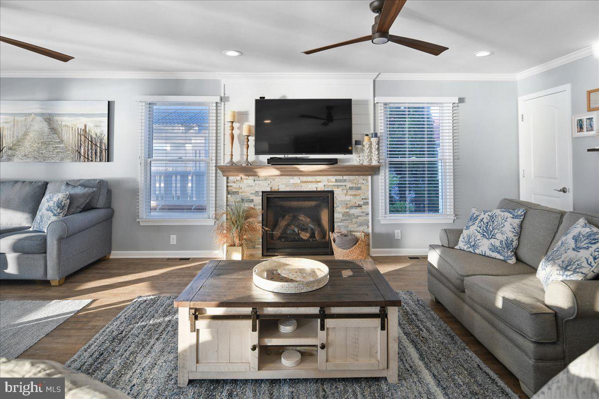 CAINE KEYS II EXT - Residential