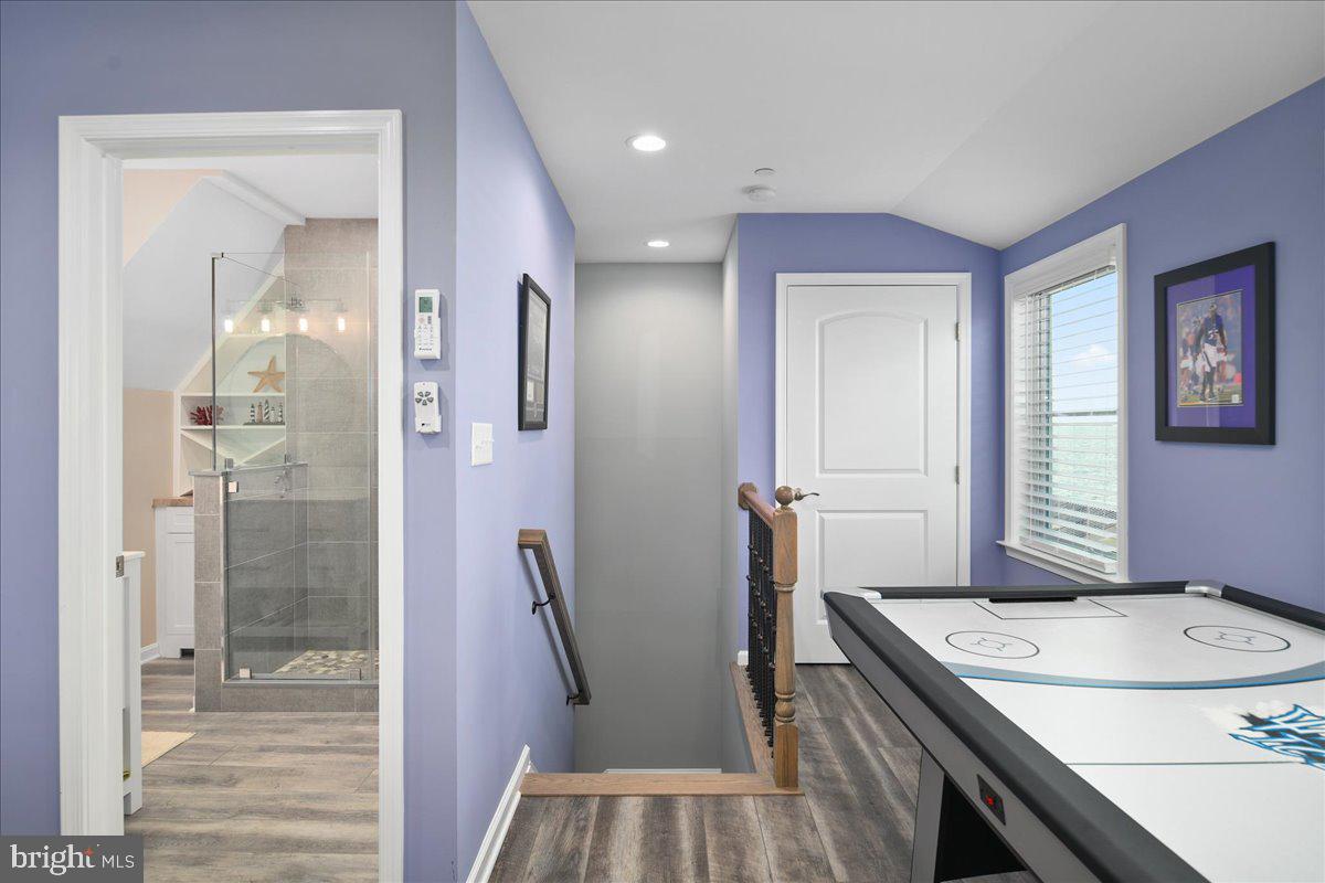 CAINE KEYS II EXT - Residential