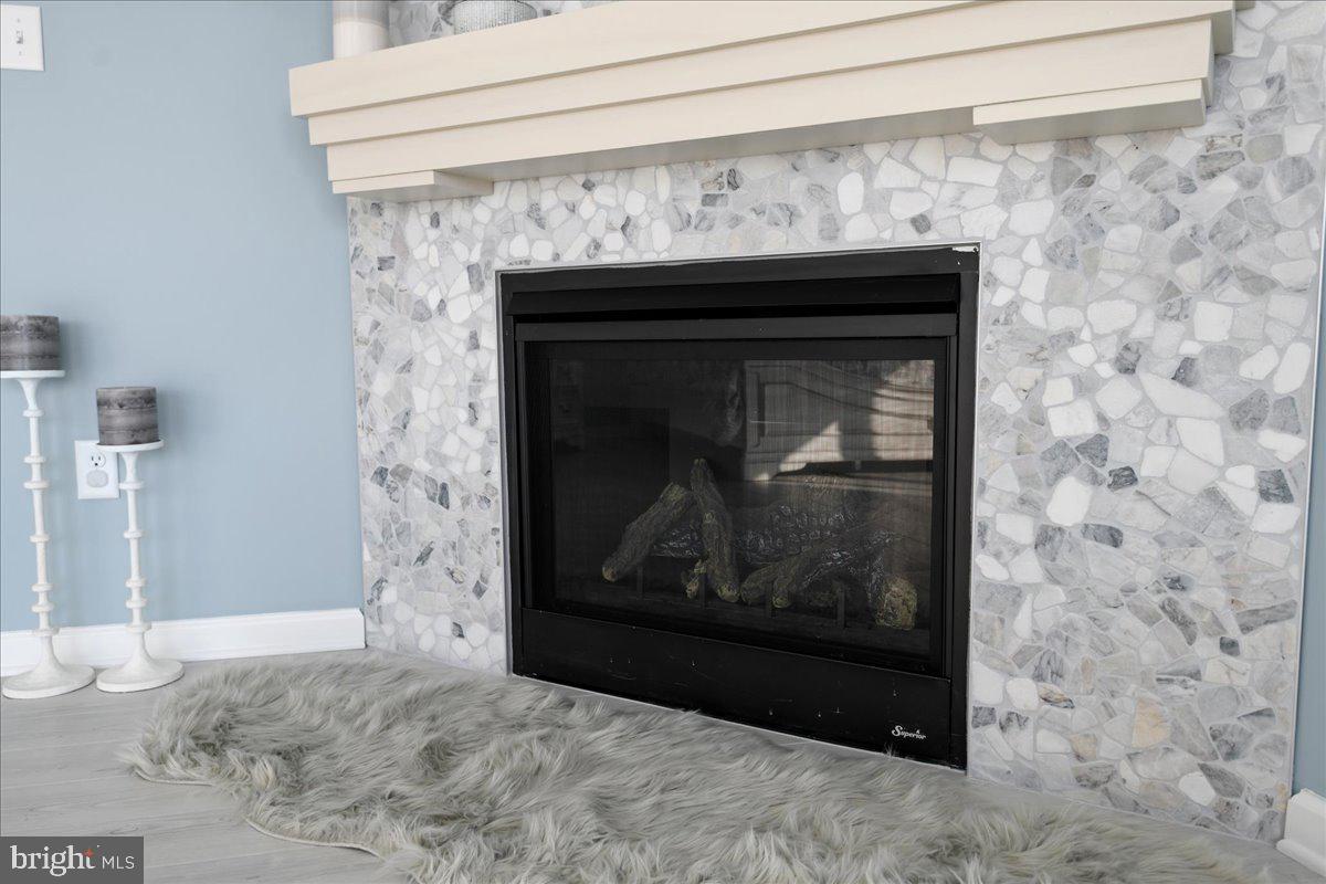 CAINE KEYS II EXT - Residential