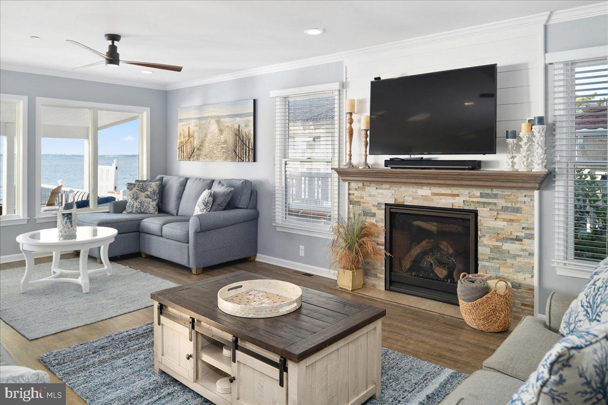 CAINE KEYS II EXT - Residential