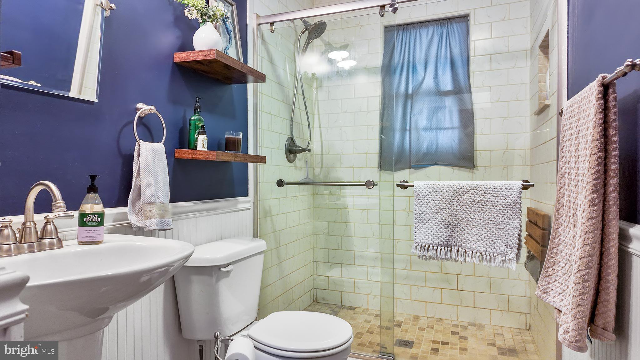 GLEN ARM - Residential