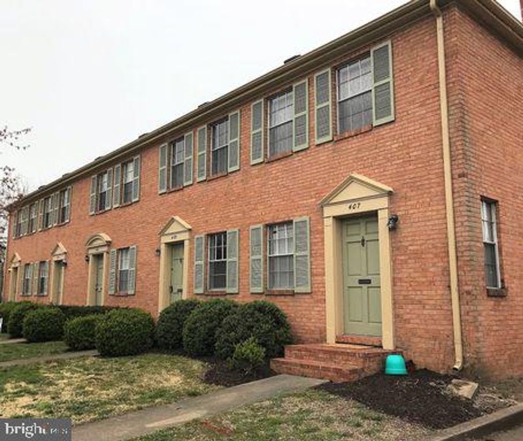 Photo of 1103 Prince Edward Street #3, FREDERICKSBURG, VA 22401 (MLS # VAFB2009076)