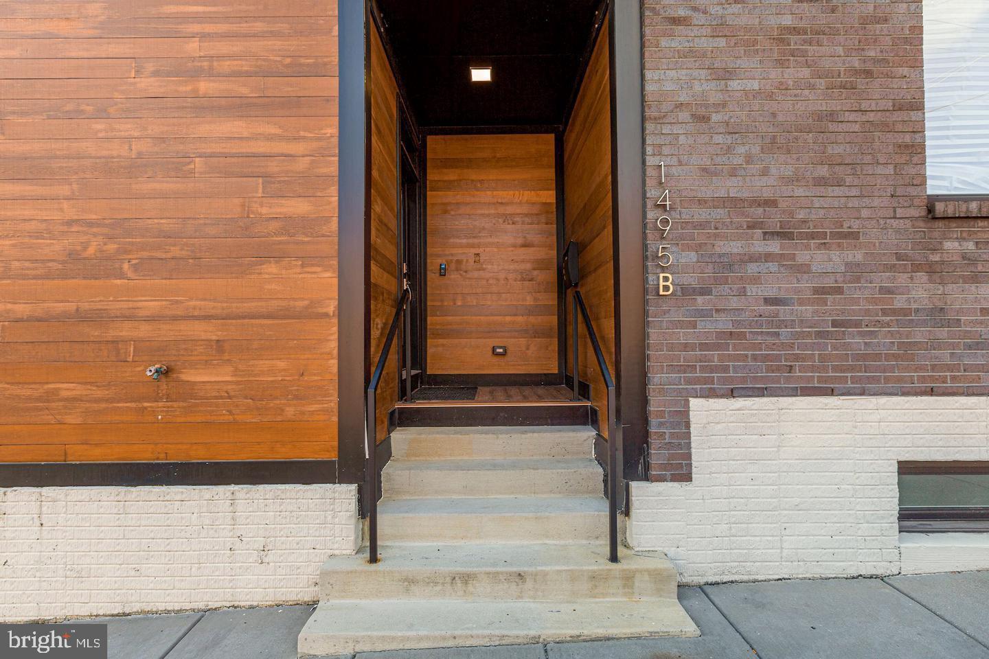 1495 GALLAUDET STREET NE 1495-B