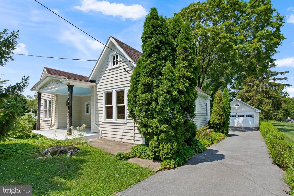 Photo of 1407 &amp; 1409 NEW HOLLAND PIKE, LANCASTER, PA 17601 (MLS # PALA2038008)