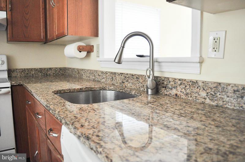 SHERIDAN SQUARE - Residential Lease