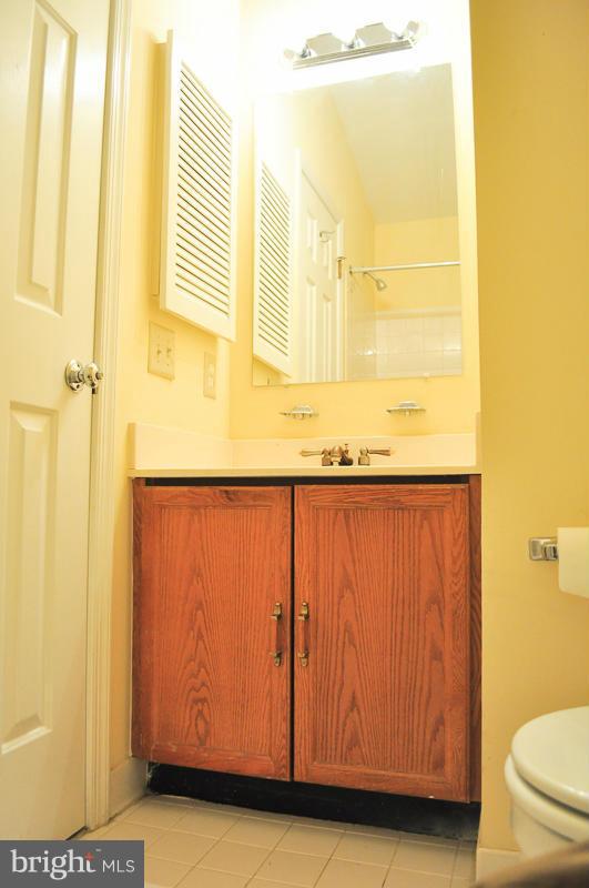 SHERIDAN SQUARE - Residential Lease