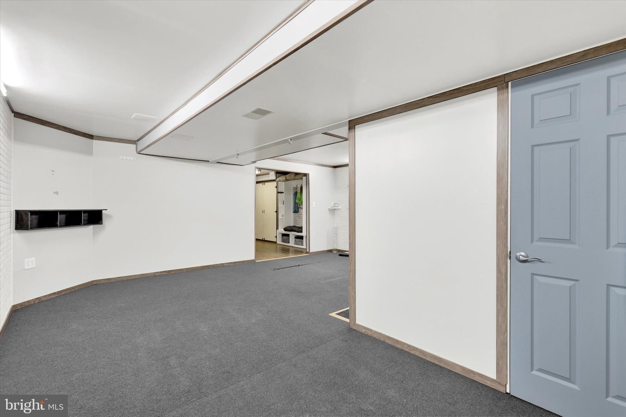 PENN NATIONAL GOLF COURSE COMMUNITY - Residential