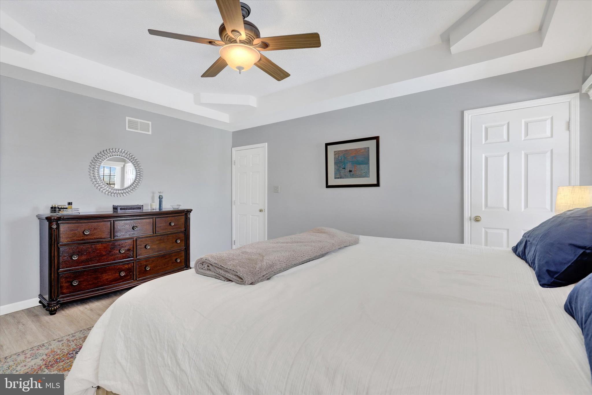 PENN NATIONAL GOLF COURSE COMMUNITY - Residential