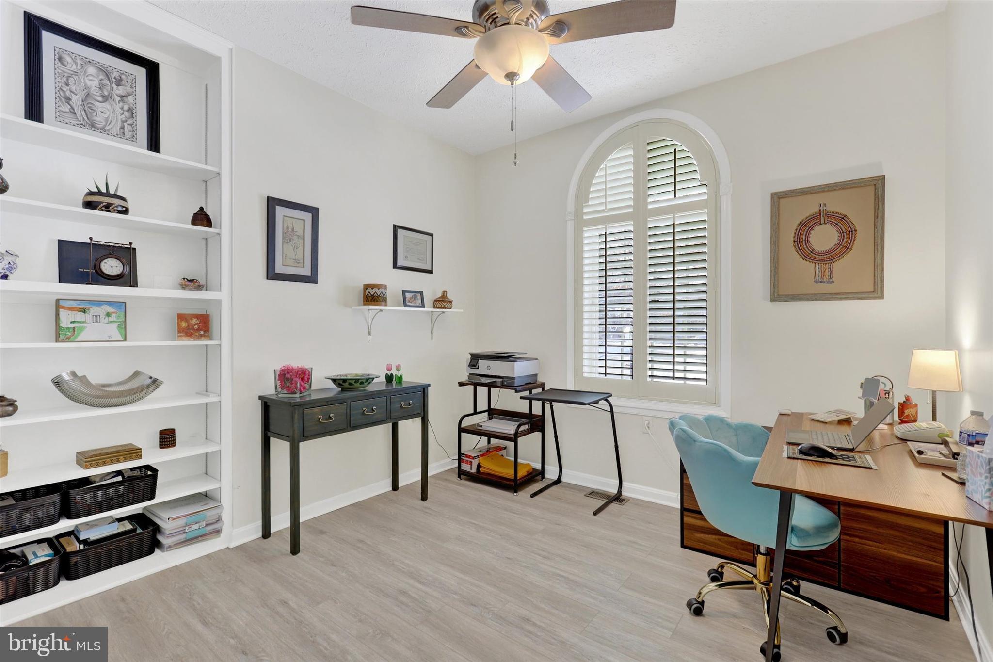 PENN NATIONAL GOLF COURSE COMMUNITY - Residential