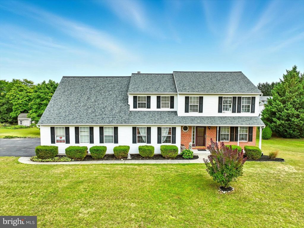 Photo of 2455 Brandywine Lane, YORK, PA 17404 (MLS # PAYK2089830)