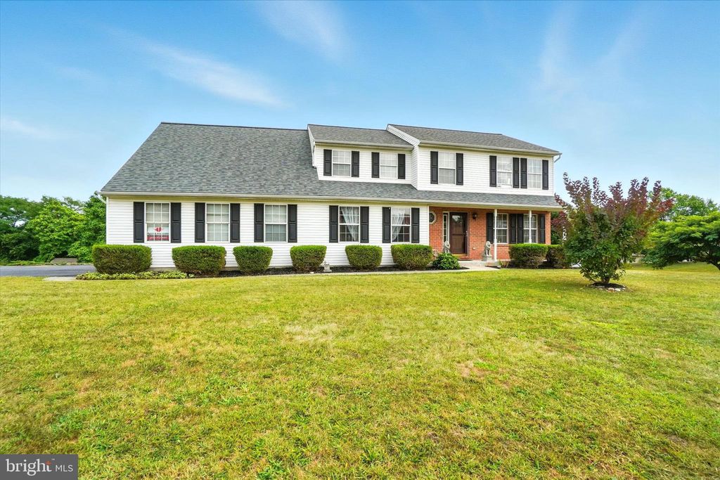 Photo of 2455 Brandywine Lane, YORK, PA 17404 (MLS # PAYK2089830)