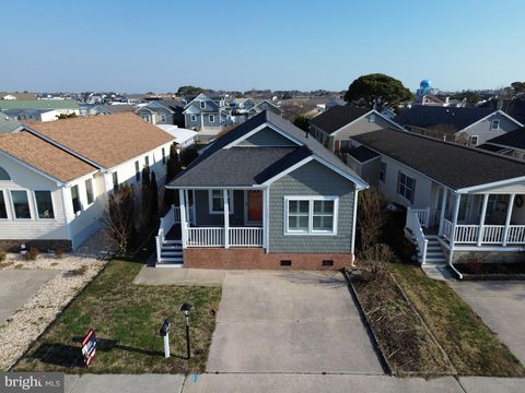 Homes For Sale - 148 S Ocean Drive<br/> OCEAN CITY, MD 21842