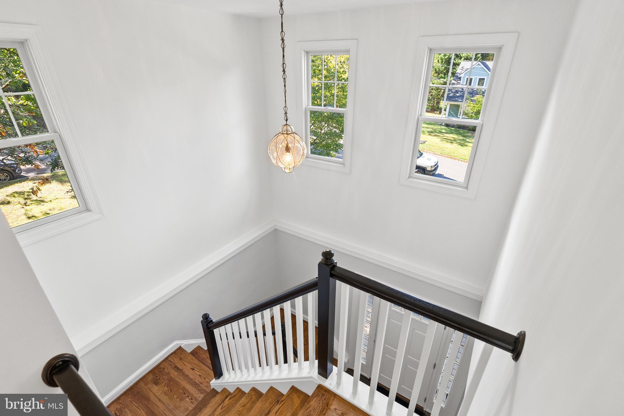 DONNA LEE GARDENS - Residential