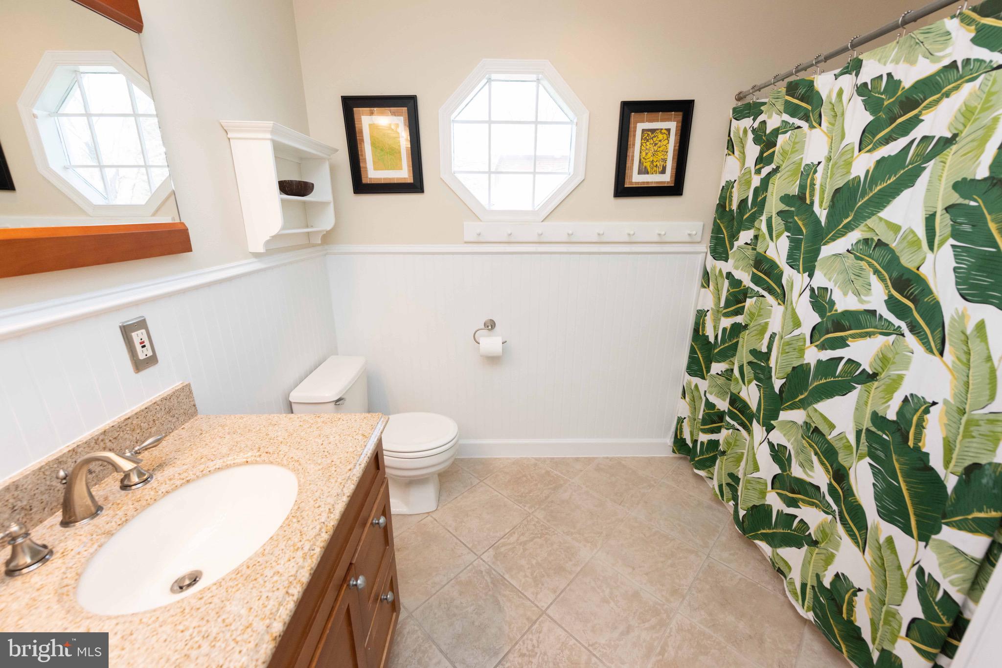 MAYWOOD - Residential Lease