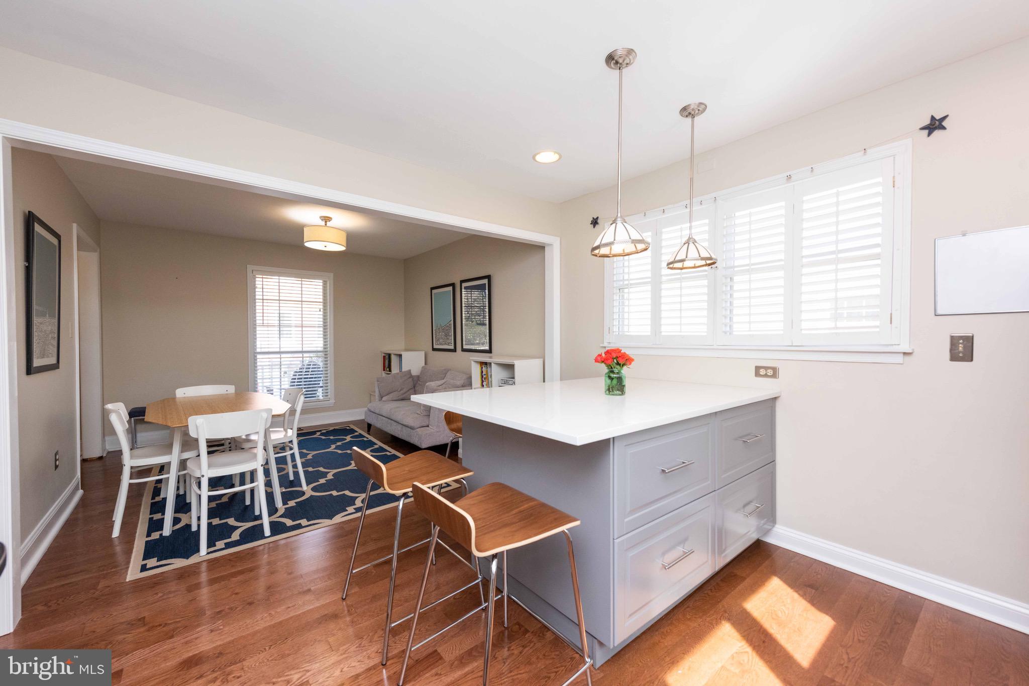 MAYWOOD - Residential Lease