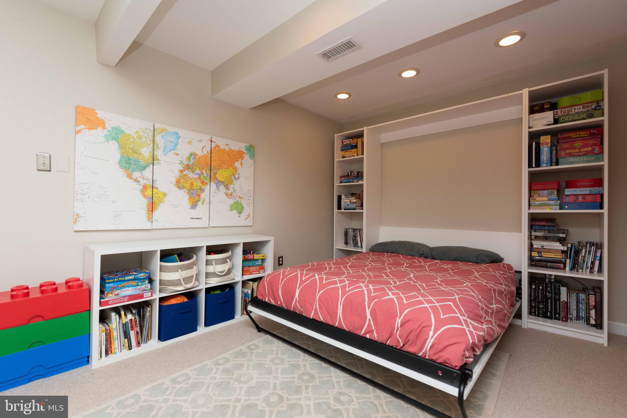 MAYWOOD - Residential Lease