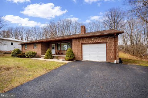 143 MANOR DRIVE OAKLAND MD 21550