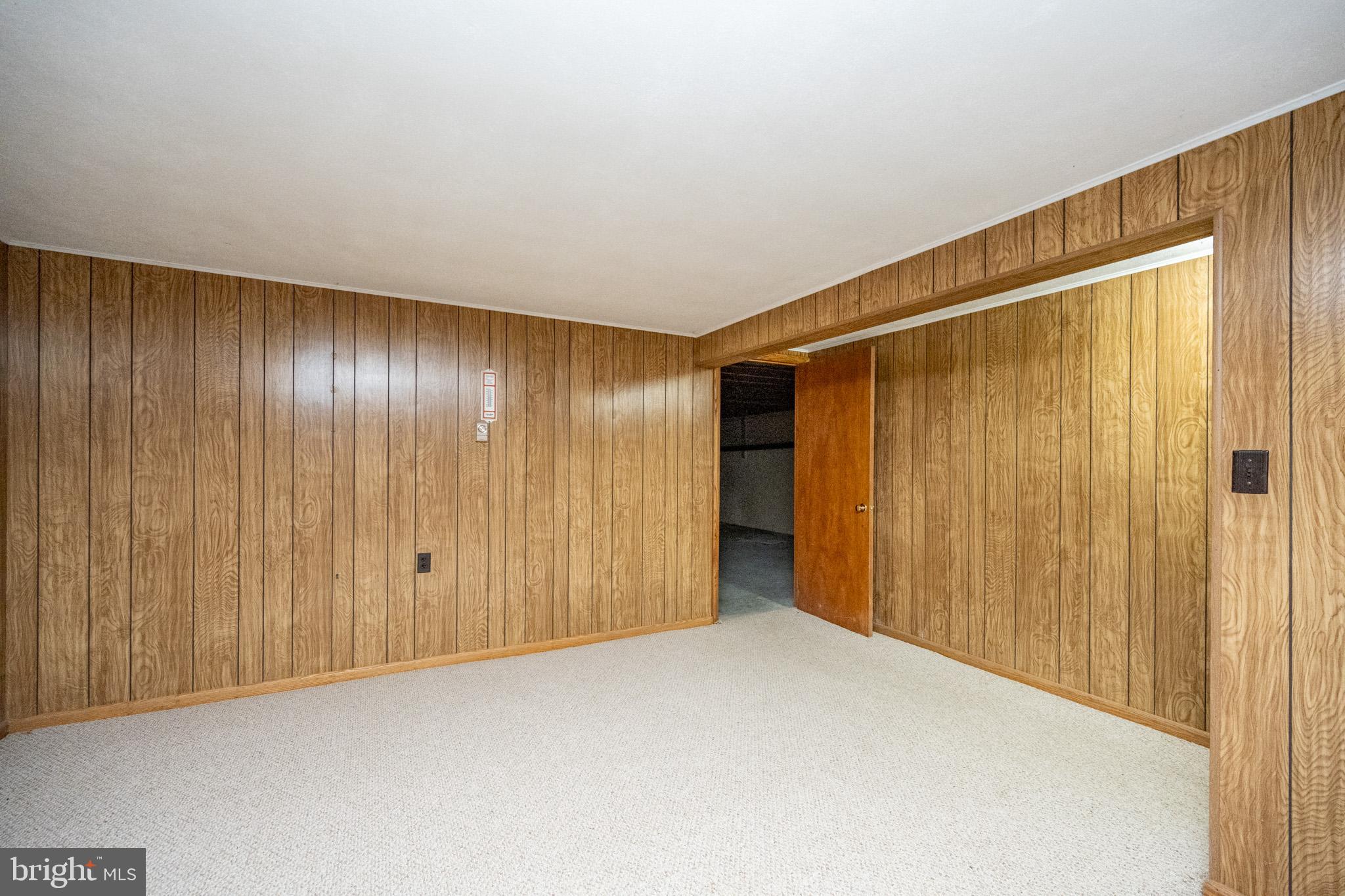 MITCHELL MANOR - Residential