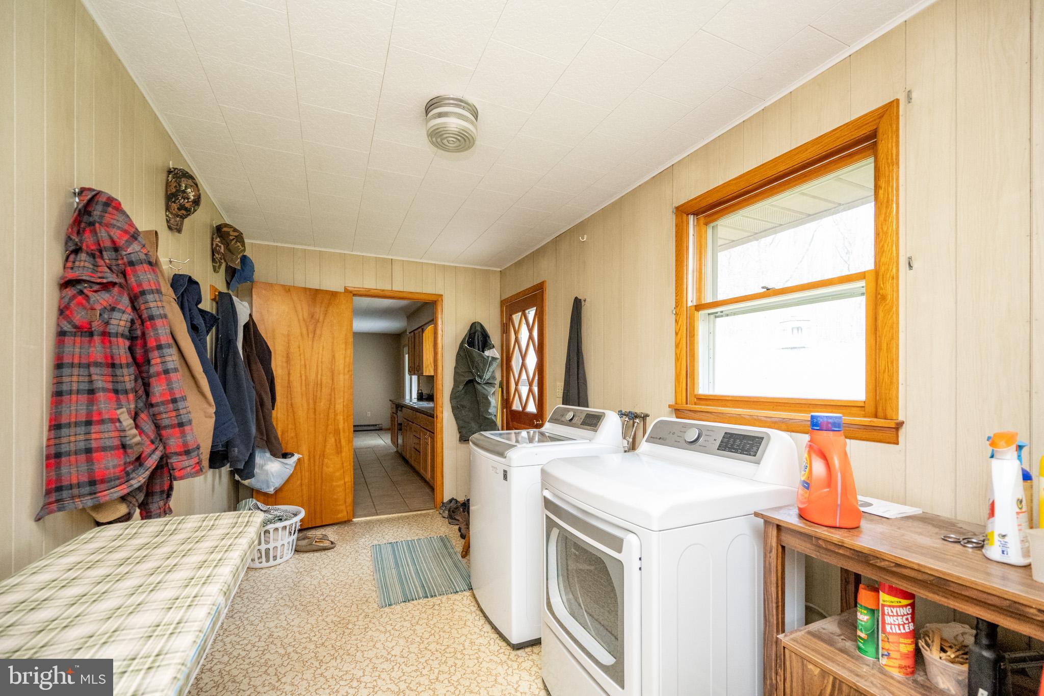 MITCHELL MANOR - Residential