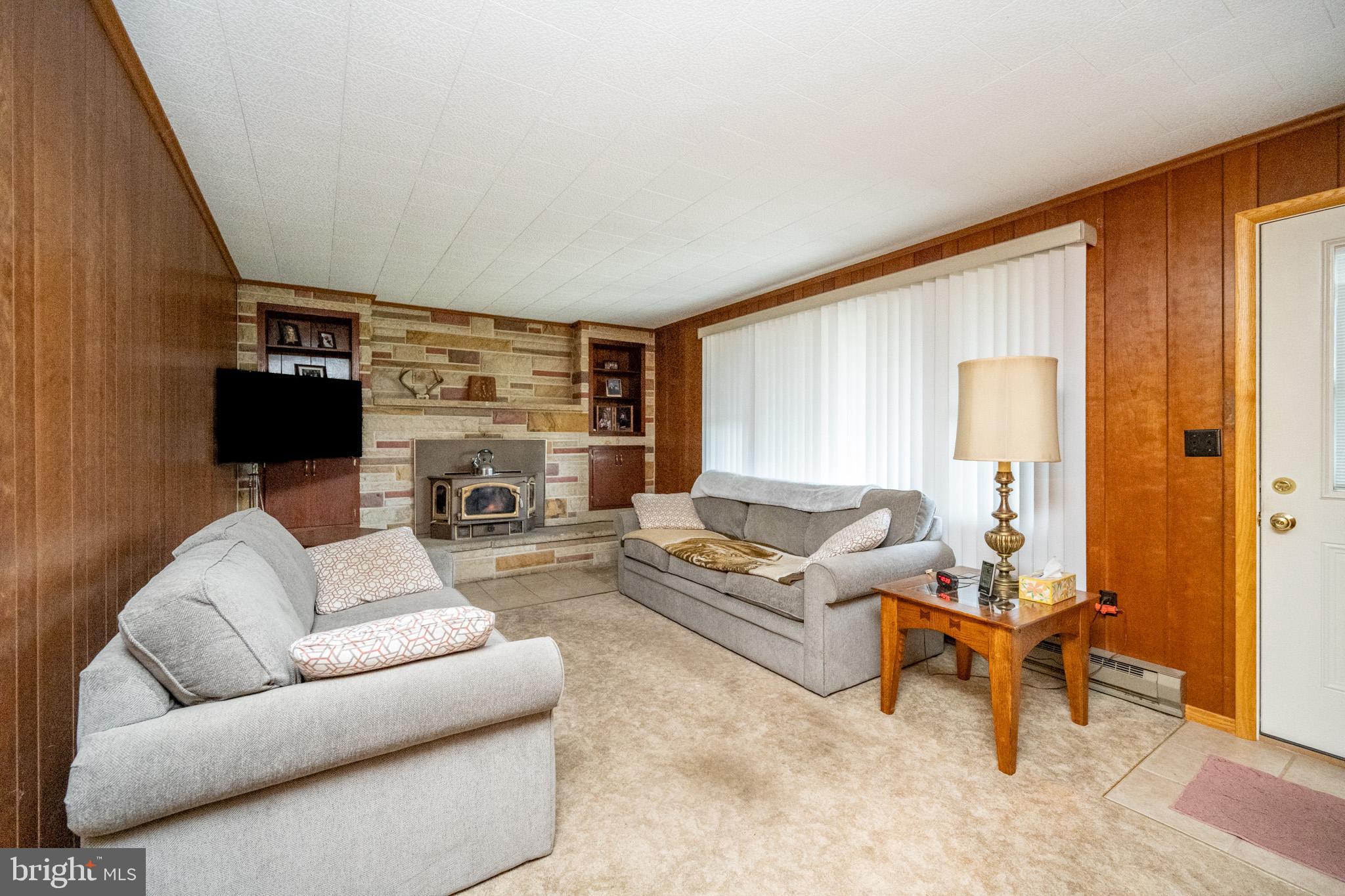 MITCHELL MANOR - Residential