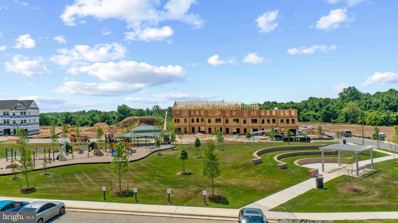 SPRING HILLS - Residential