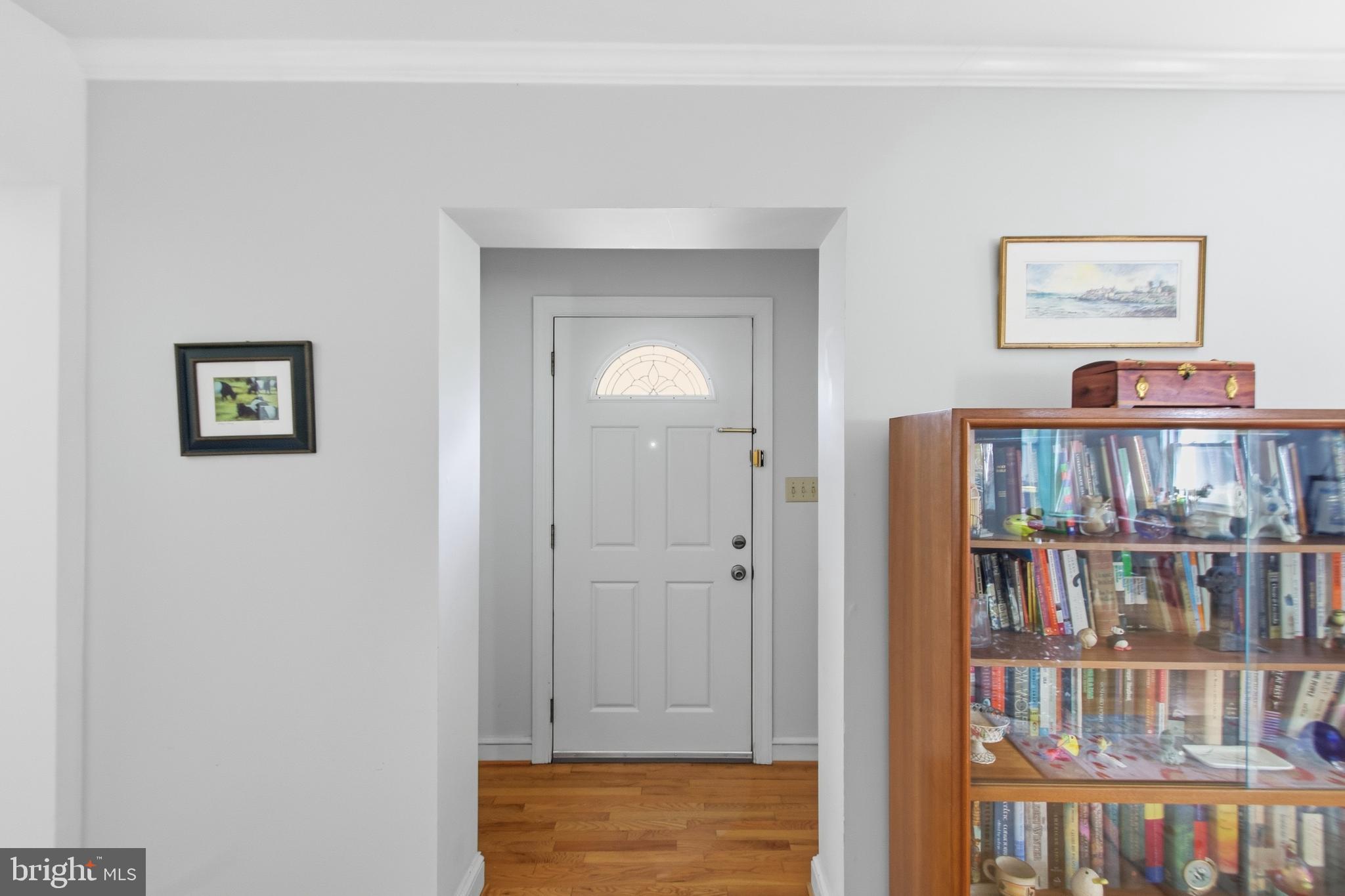 215 W GEORGE MASON ROAD W