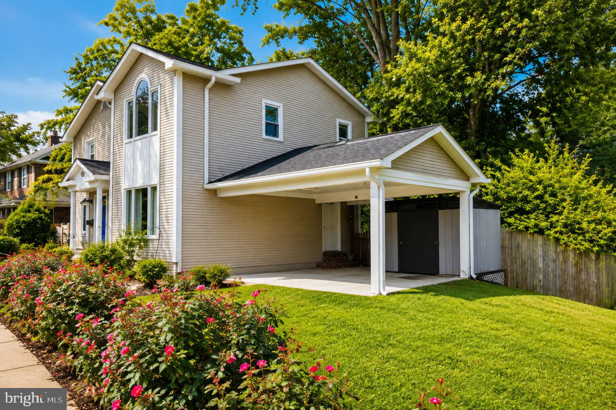 215 W GEORGE MASON ROAD W
