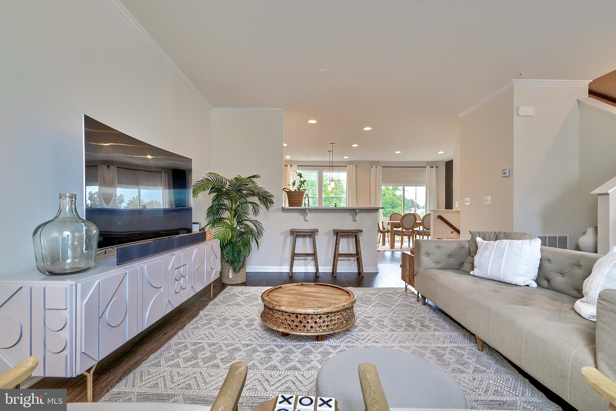 POND VIEW - Residential