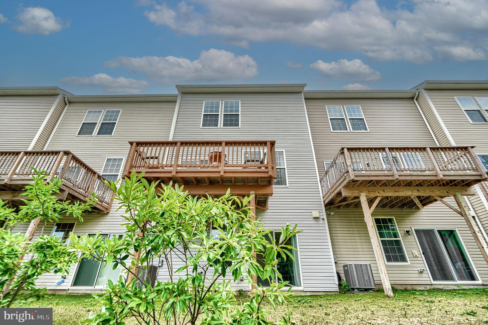 POND VIEW - Residential