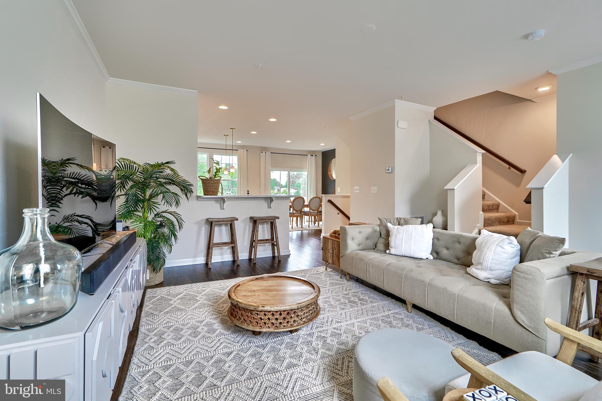 POND VIEW - Residential