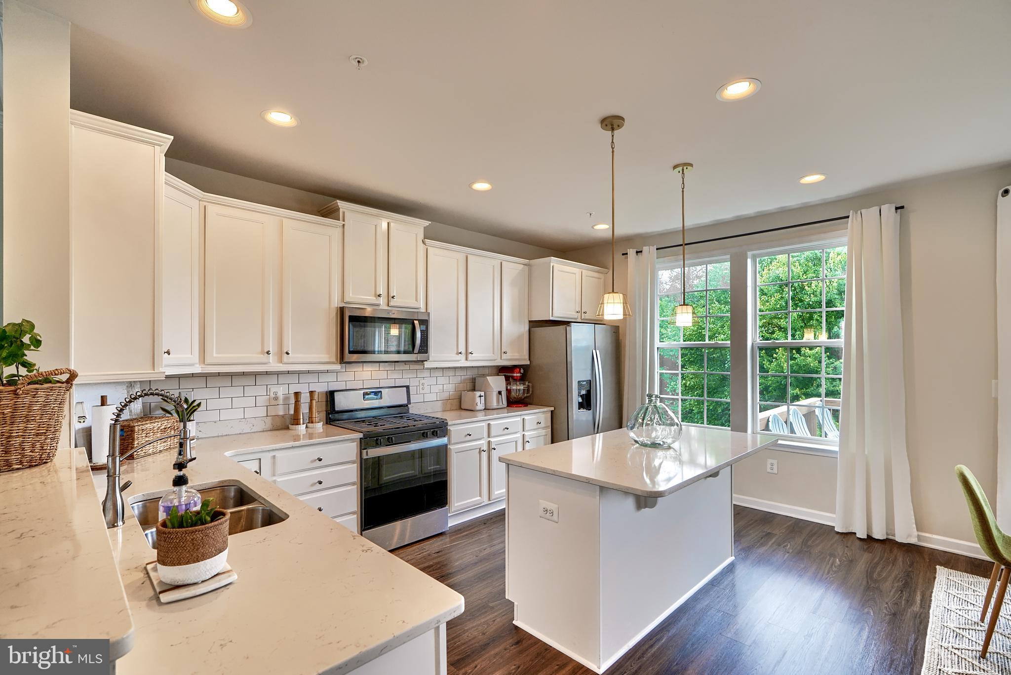 POND VIEW - Residential