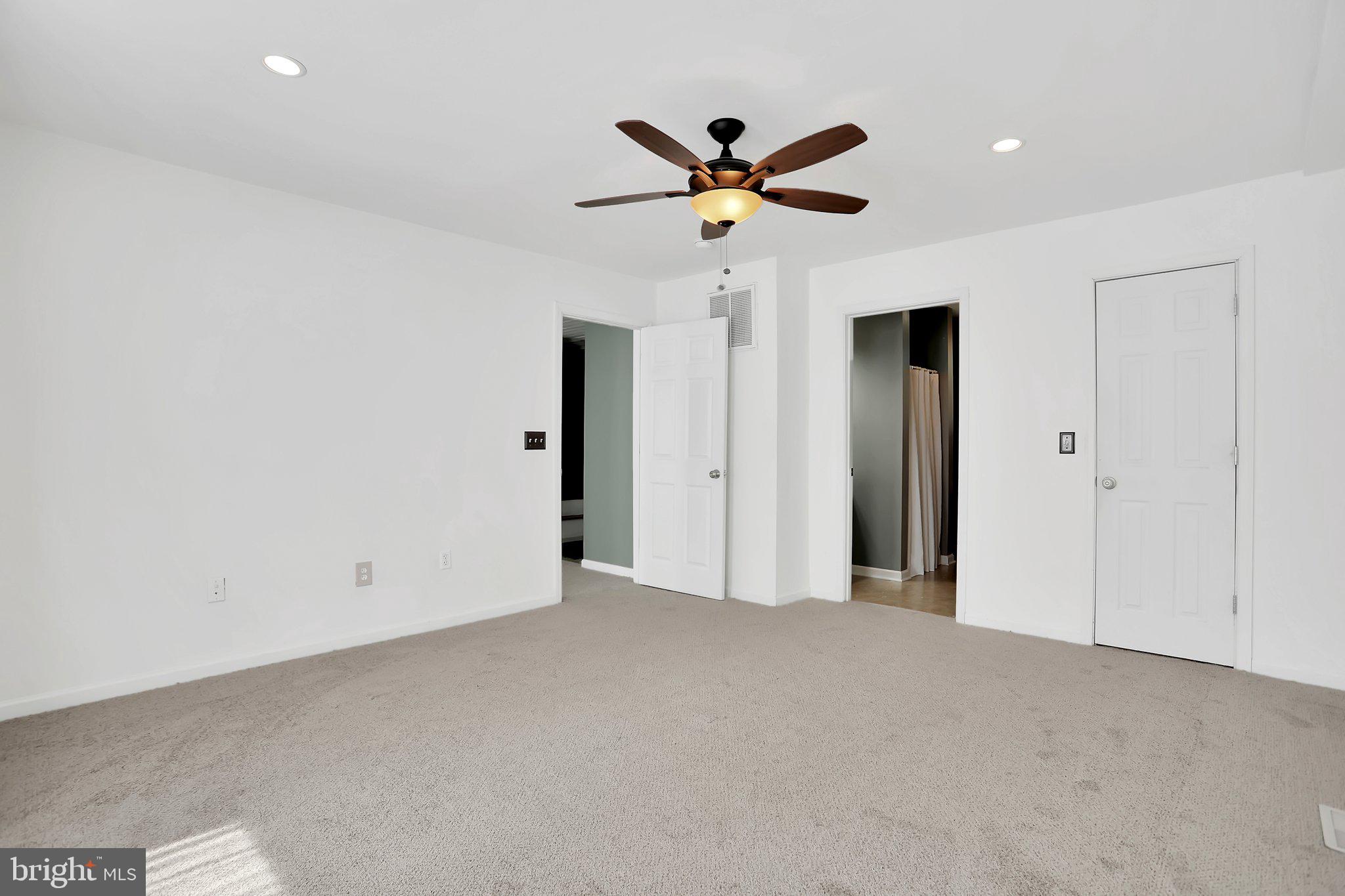 THE WOODS RESORT - Residential