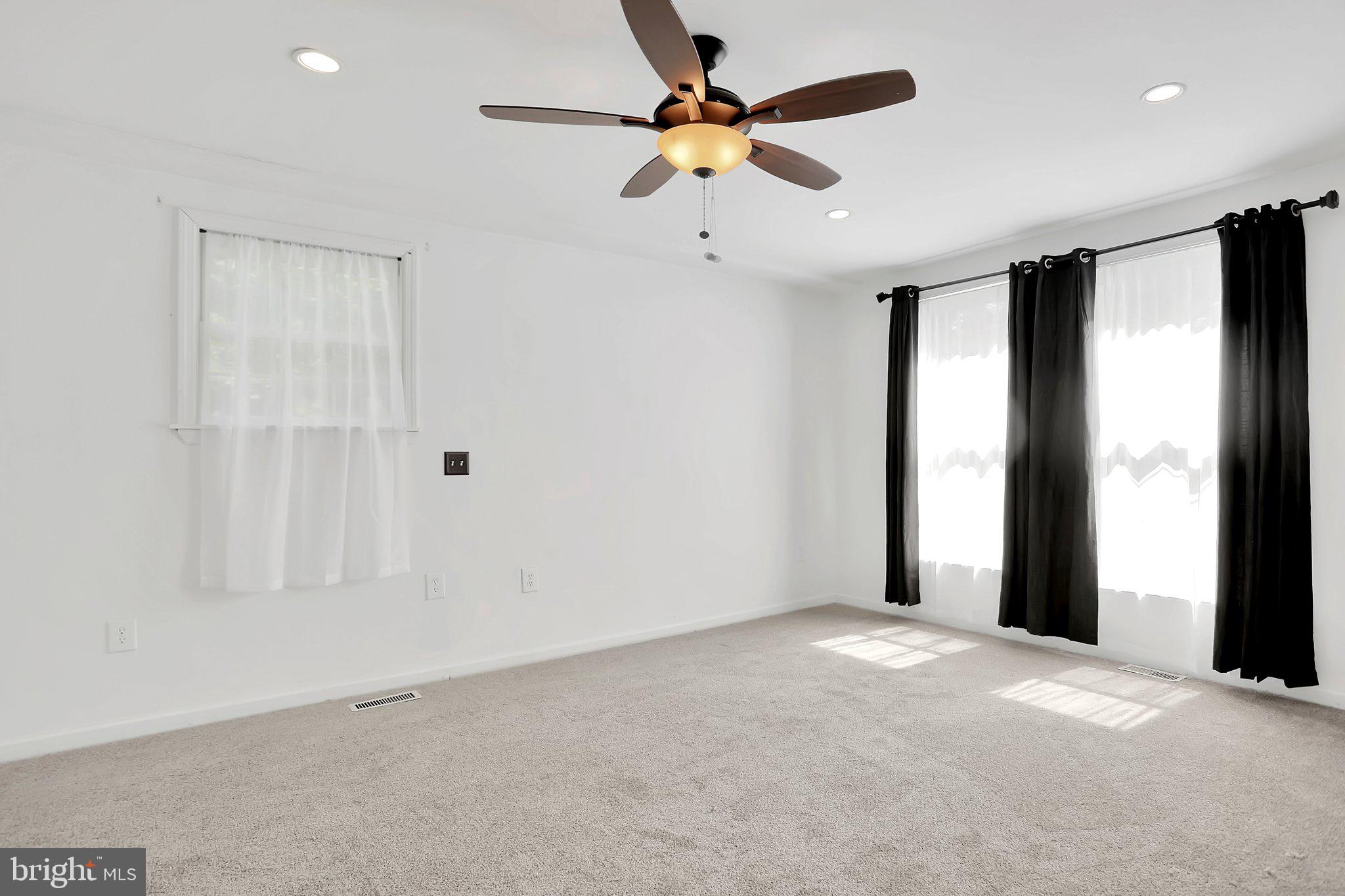 THE WOODS RESORT - Residential