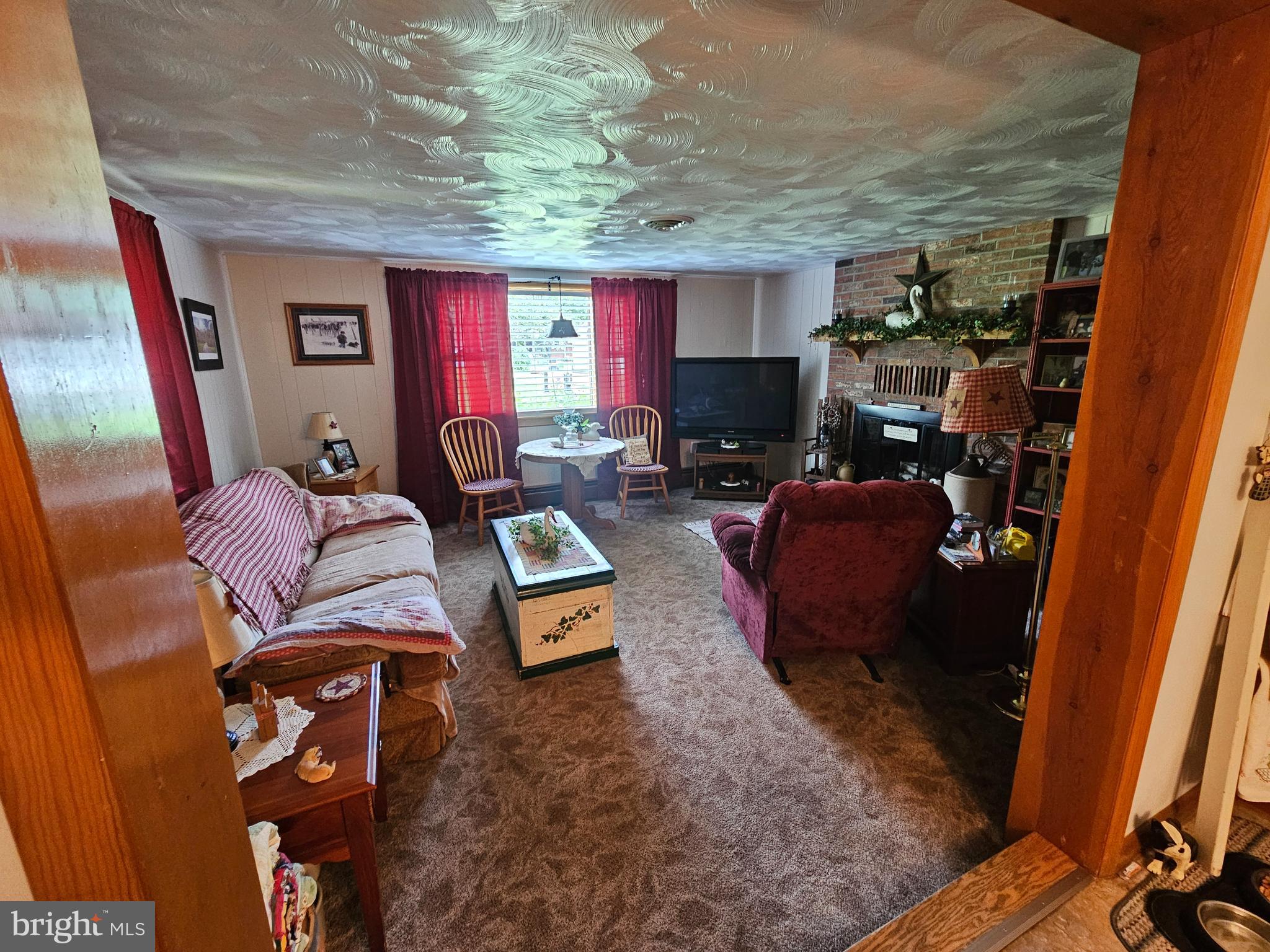 FURNACE ACRES - Residential