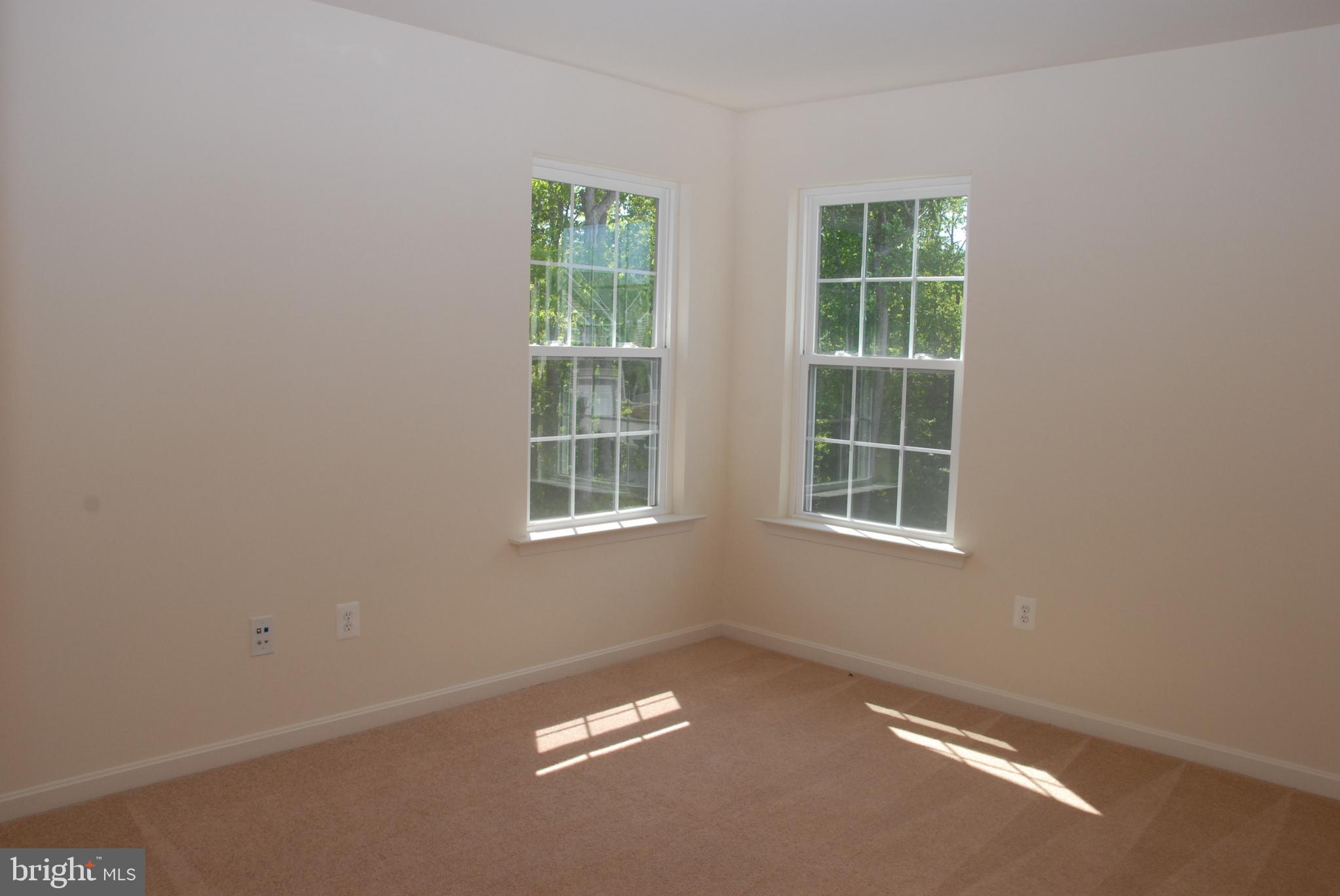 PEMBROOKE PHASE 2 - Residential Lease