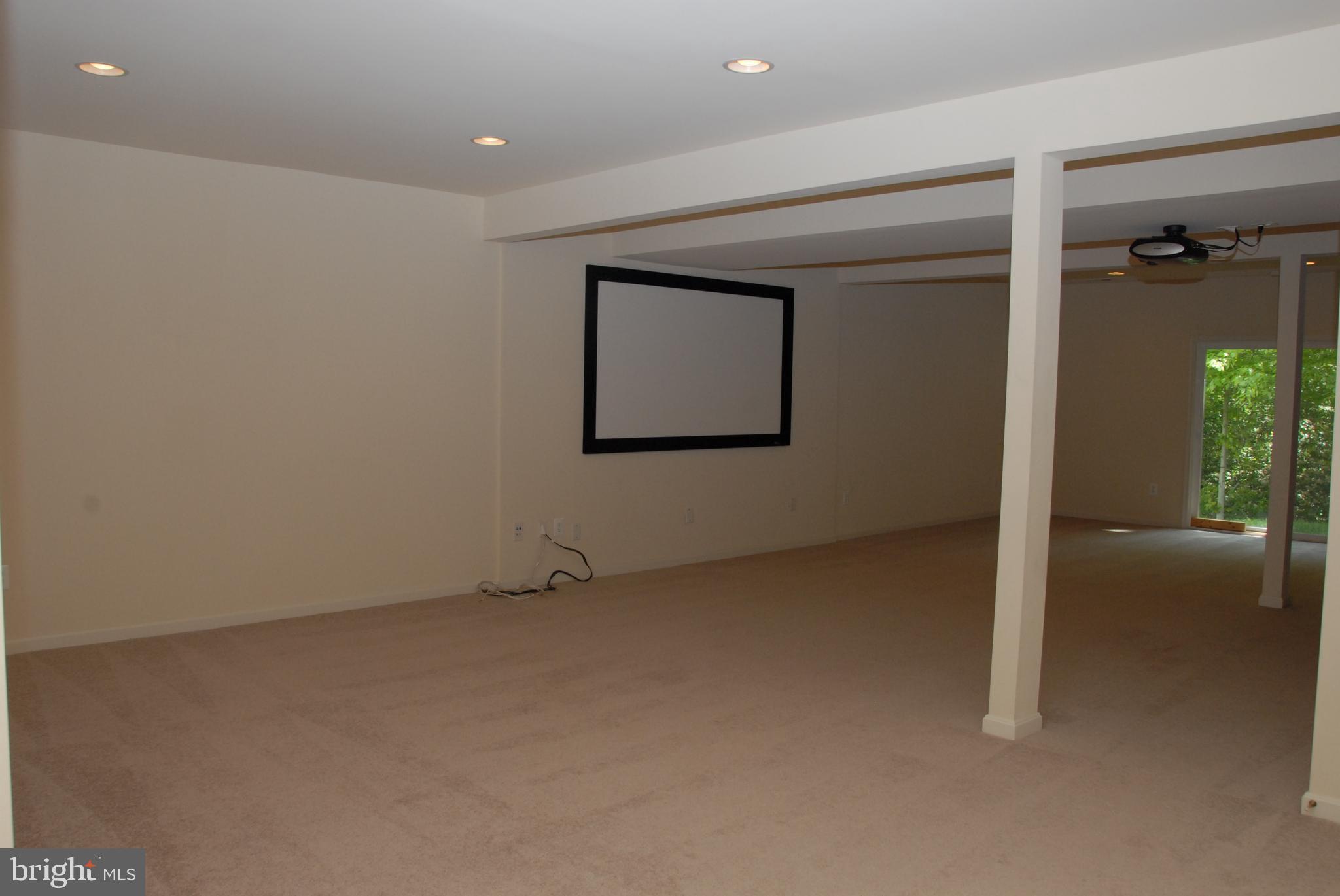 PEMBROOKE PHASE 2 - Residential Lease