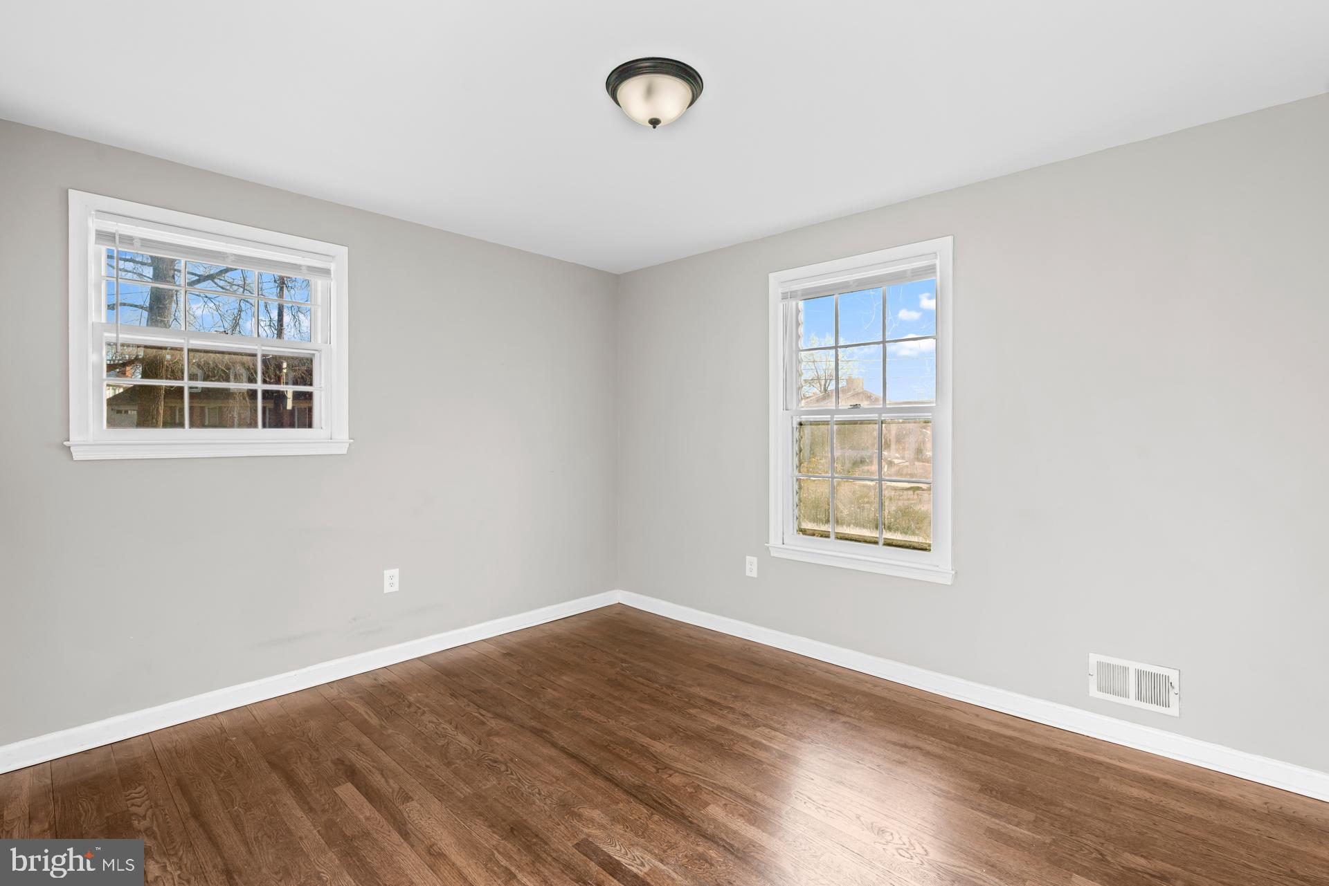 MARLTON - Residential