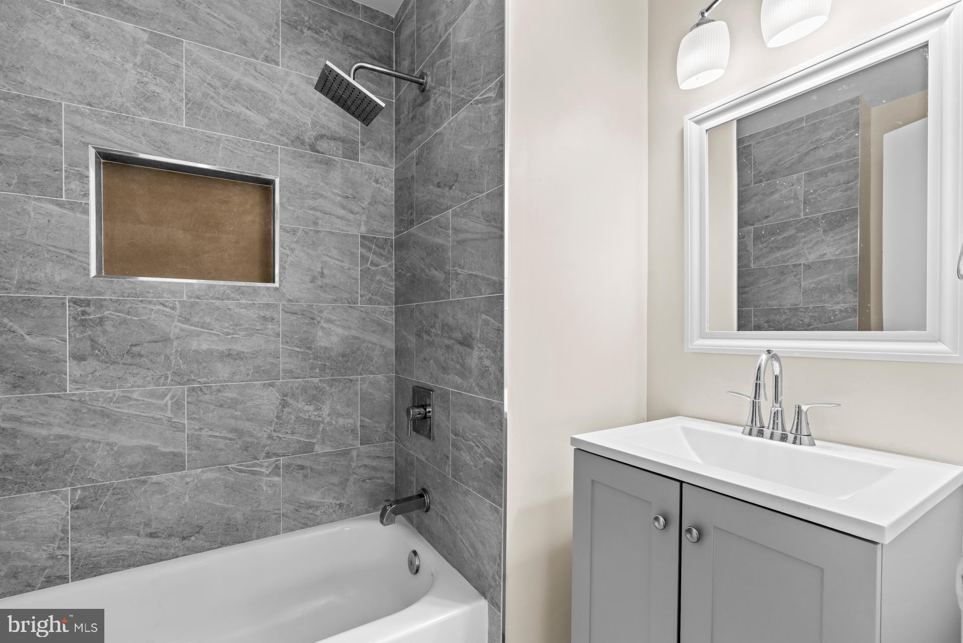 MARLTON - Residential